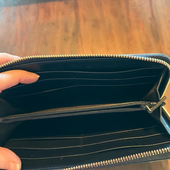 Gucci Midnight Blue Leather Wallet - Picture 5 of 12